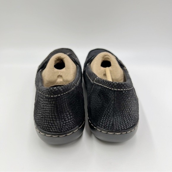 Clarks Women Size 9 Ashland Bubble‎ Snakeskin Print Black Comfort Loafers Shoes - Picture 7 of 12